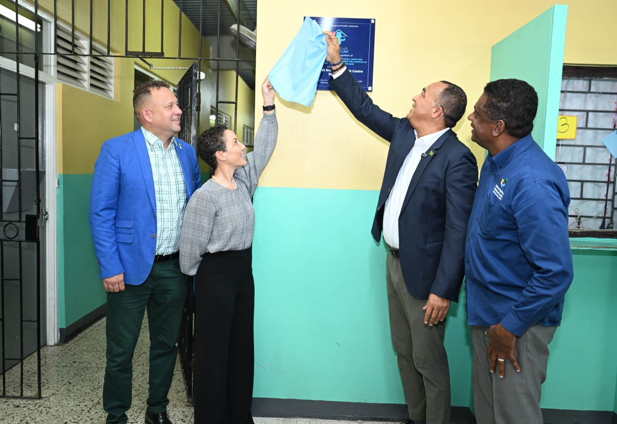 Kenneth Standard Health Centre Adopted by Jamaica’s Consul General to Miami